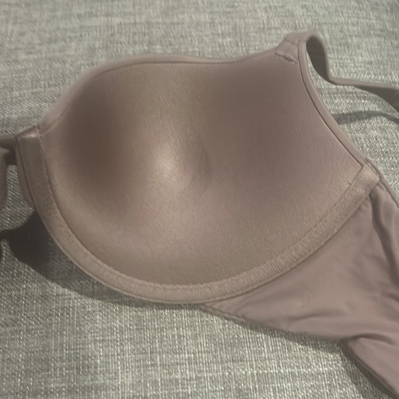 Skims Fit Everybody T-Shirt Push Up Bra - Picture 2 of 4